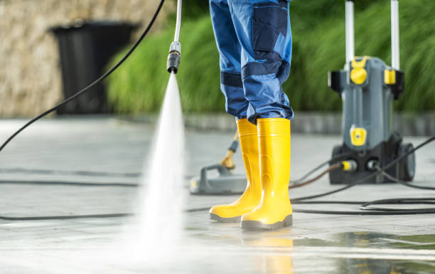 Why Choose Our Certified Pressure Washing Experts for Your Project Needs in Altoona, PA?